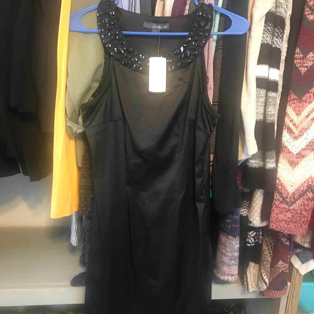 NWT small black sleeveless twenty one dress.